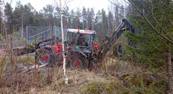 Traktorgrävare i Hörneå